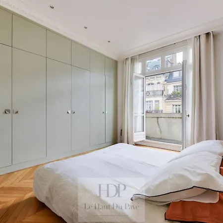 Wagram, 214m2, 4 Chambres, Balcon *