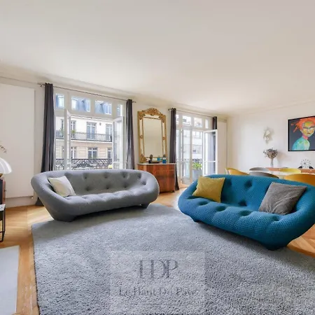 Appartement Wagram, 214m2, 4 Chambres, Balcon